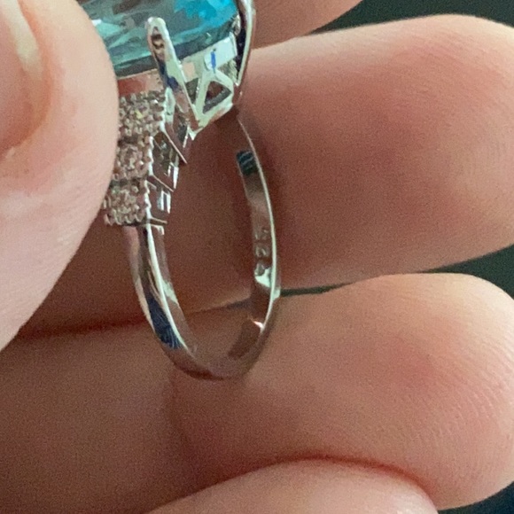 New 925 Sterling Silver Aquamarine Ring - Picture 7 of 7